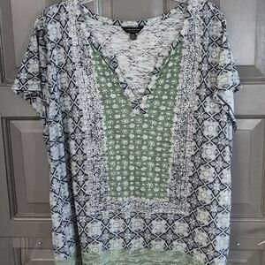 Lucky Brand Blue and Green Patterned V-Neck T-shirt Size XL